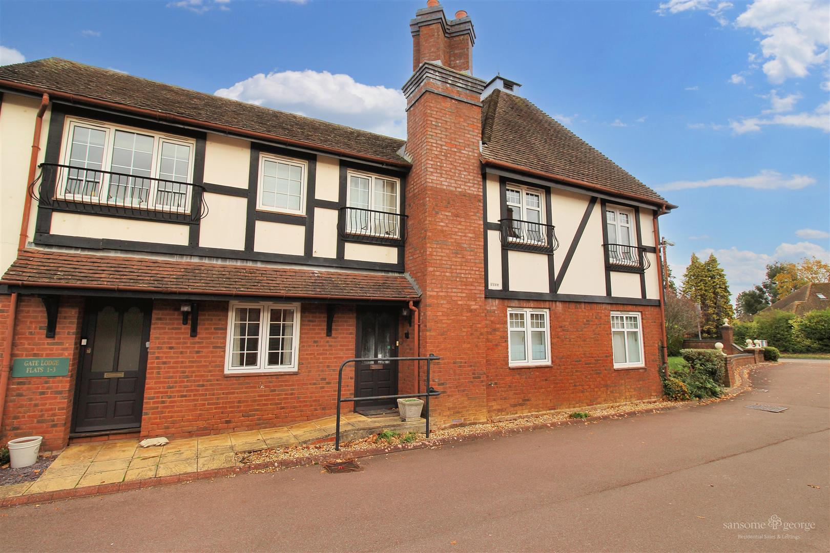 Park Lane, Tilehurst, Reading